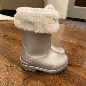 Stride Rite Toddler Size 5 rain/snow boots